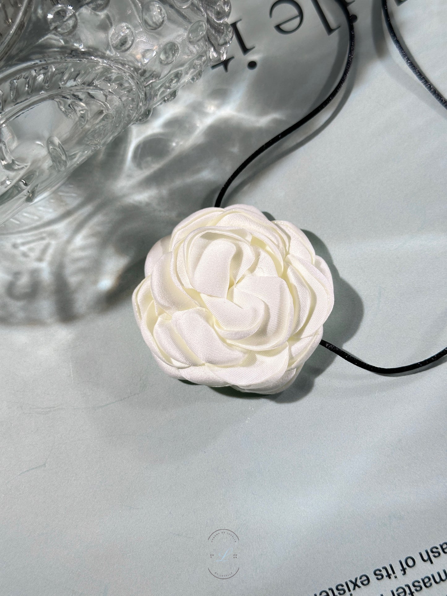 Camellia Choker