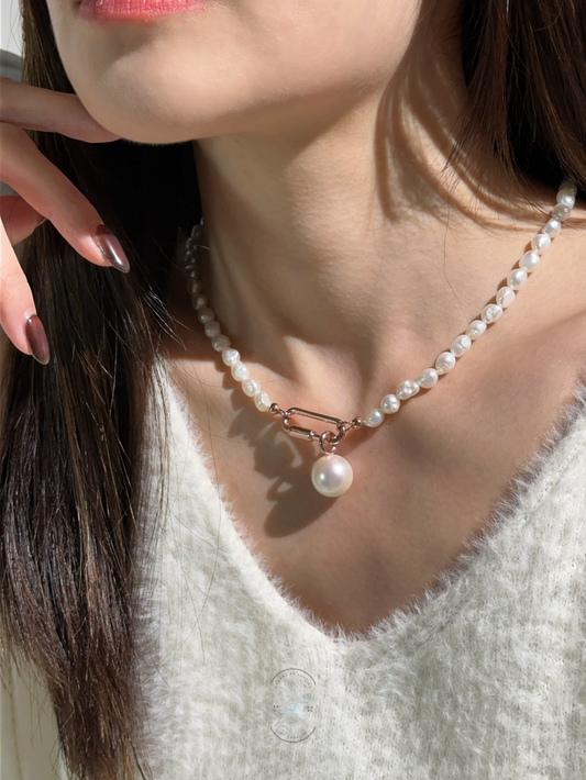 Full Pearl Lock Necklace