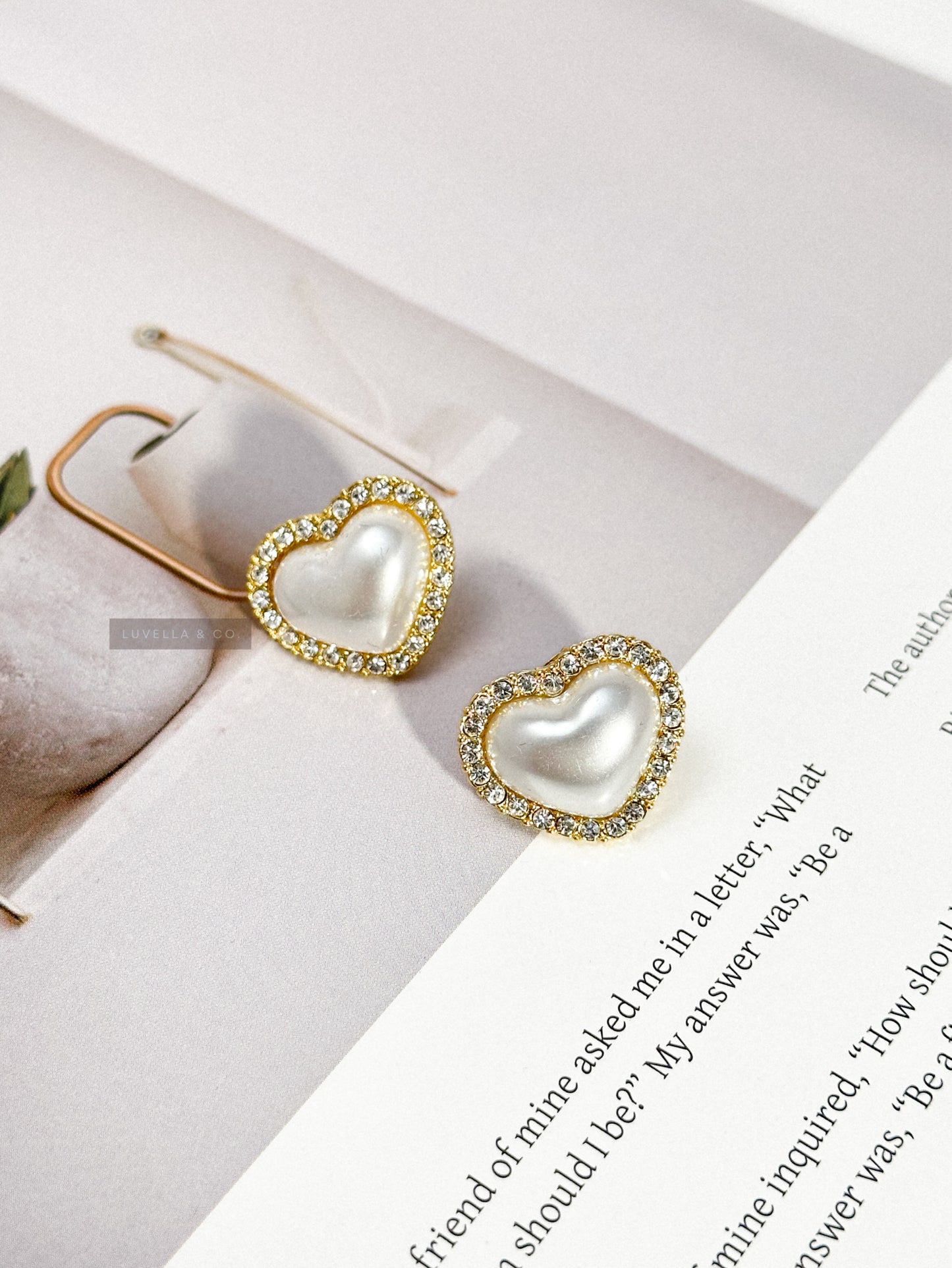 Romantic Heart Pearl Earrings With Crystals