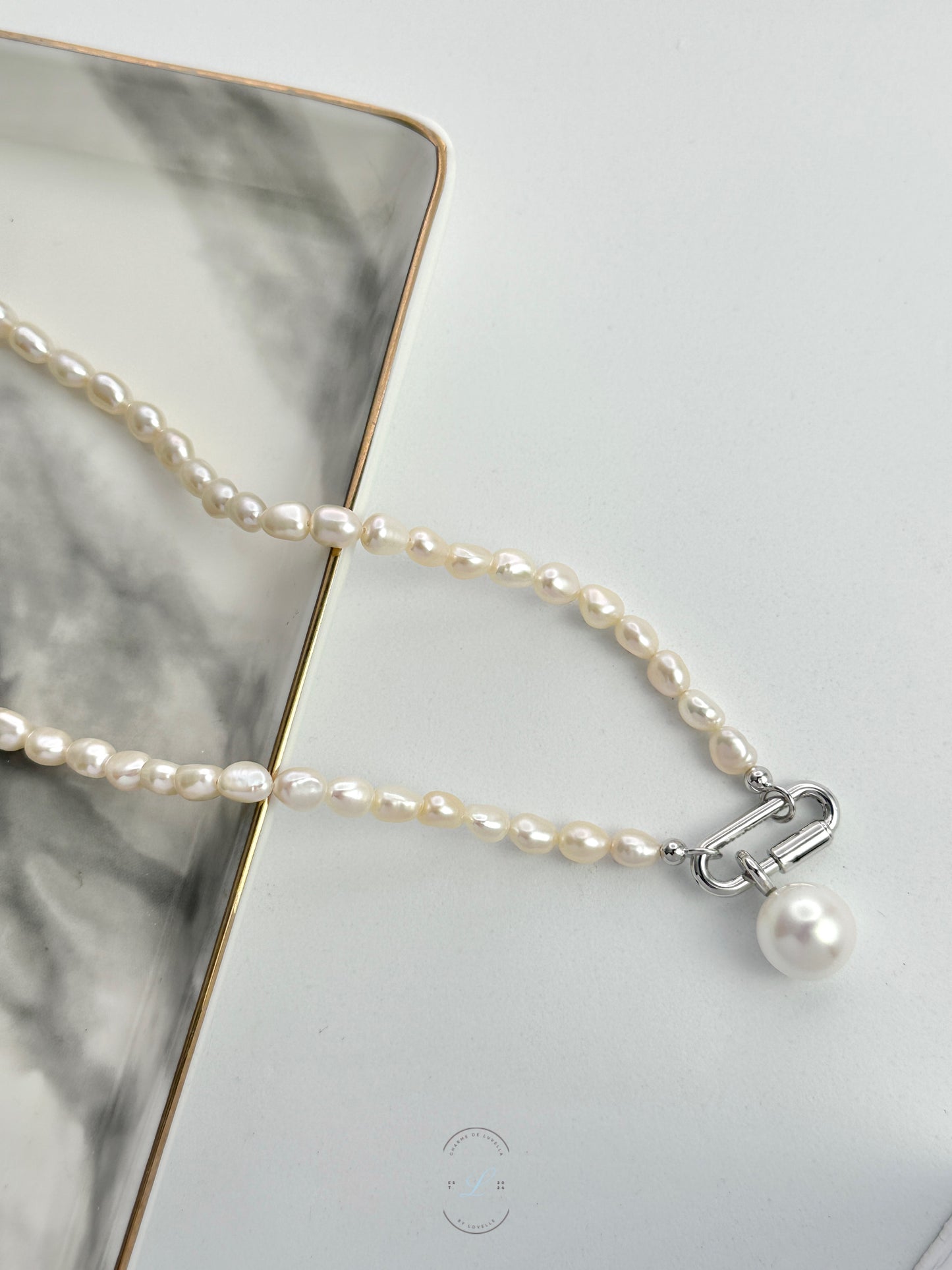 Full Pearl Lock Necklace