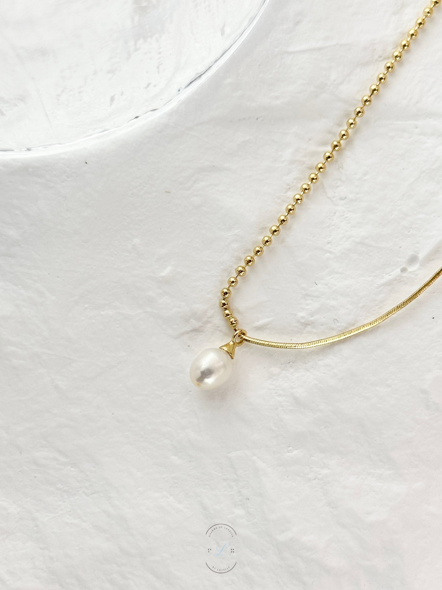 Single Pearl Pendant