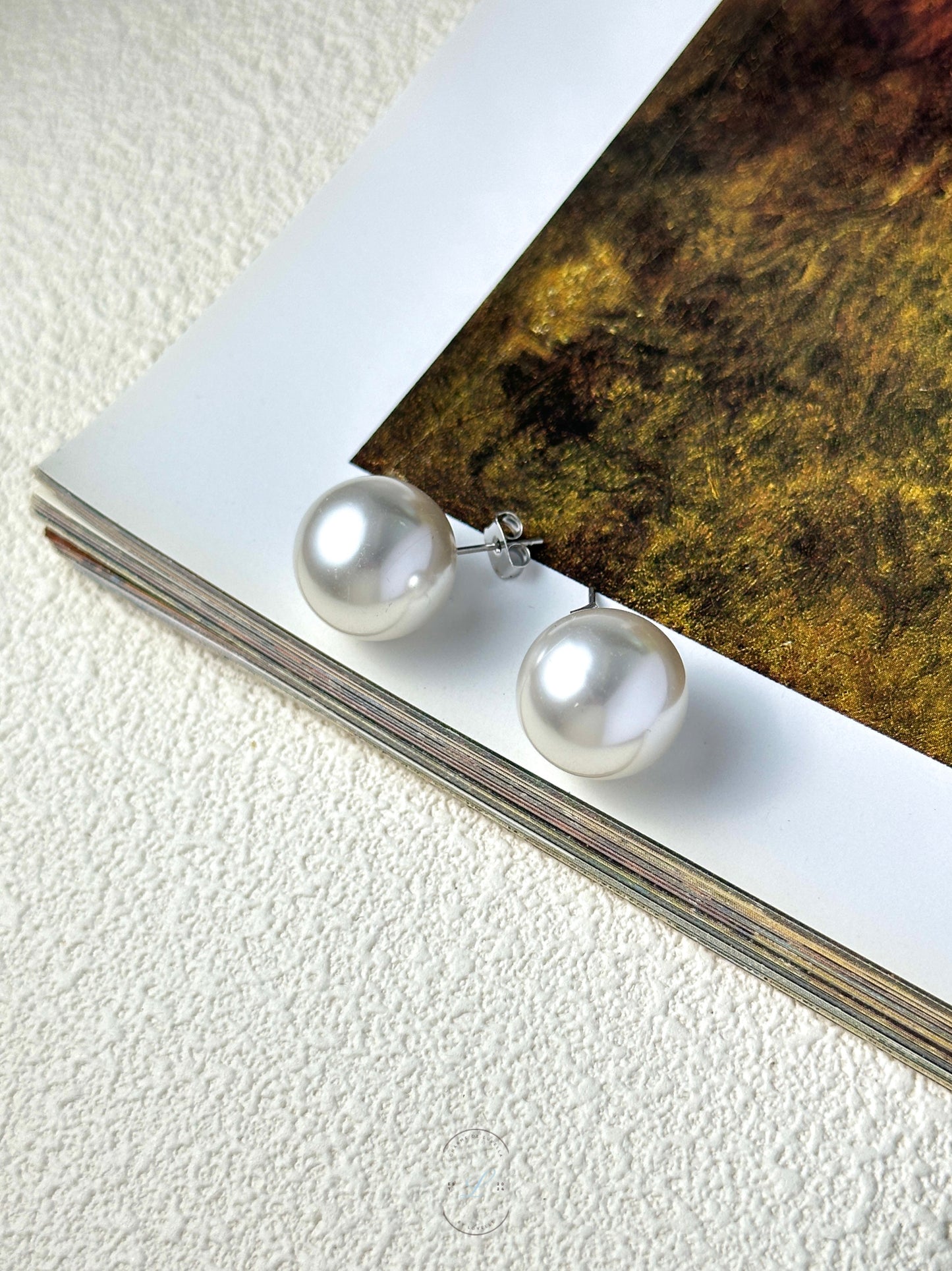 Pearl Up Earrings