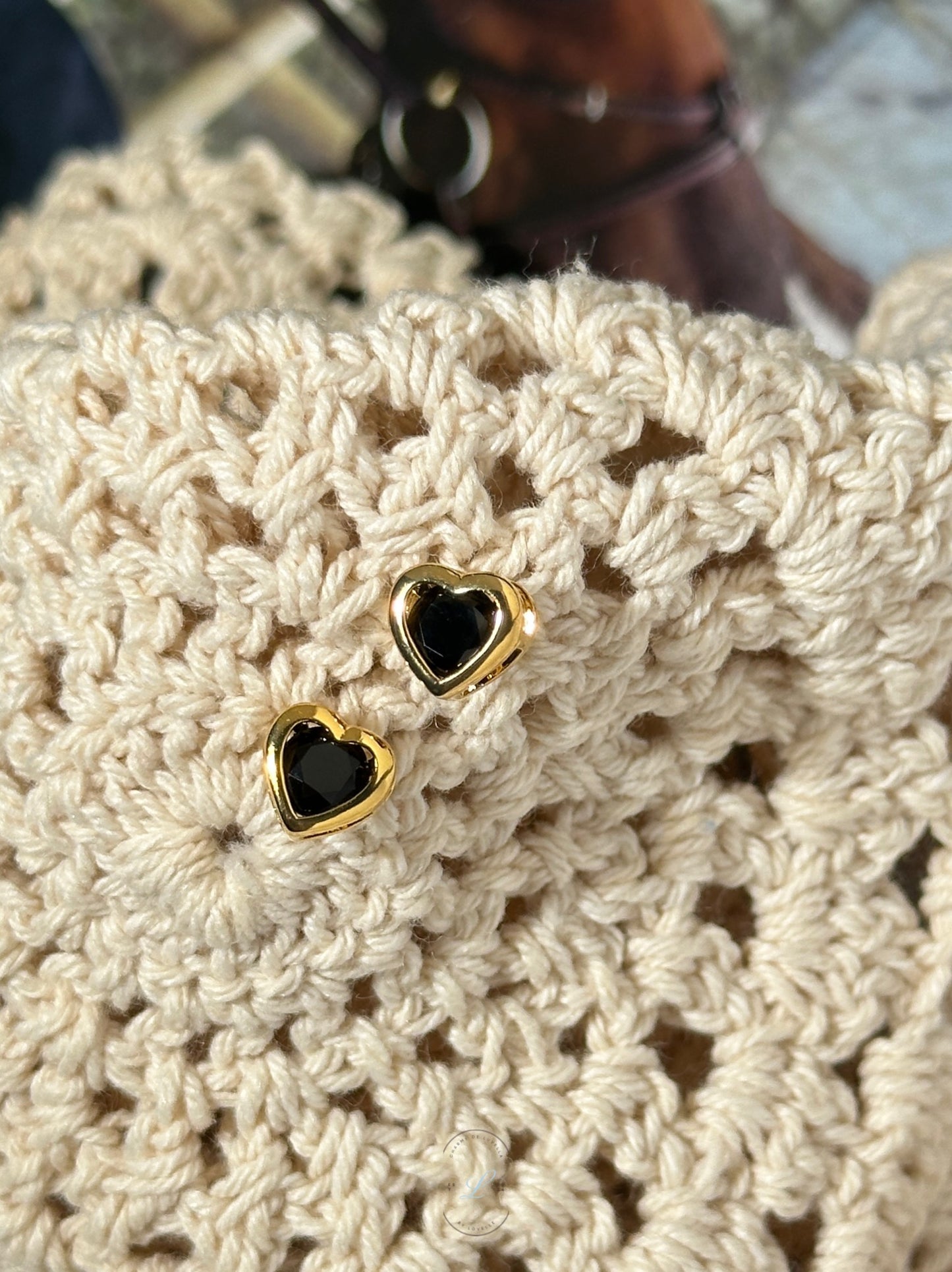 Trimmed Heart Stud