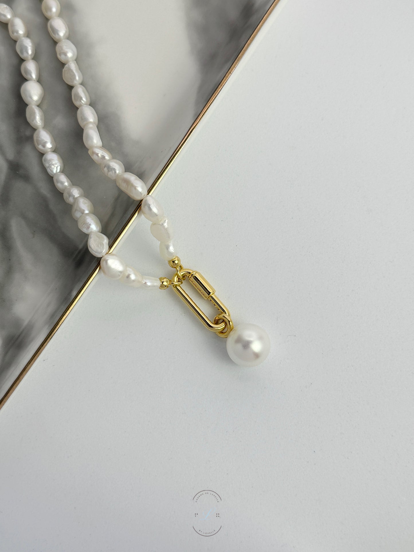 Full Pearl Lock Necklace